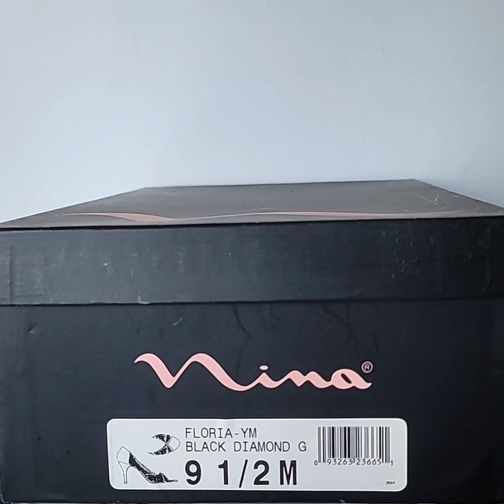 NWB Nina Open Toe Satin and Mesh Heels, Size 9.5M - Picture 6 of 9